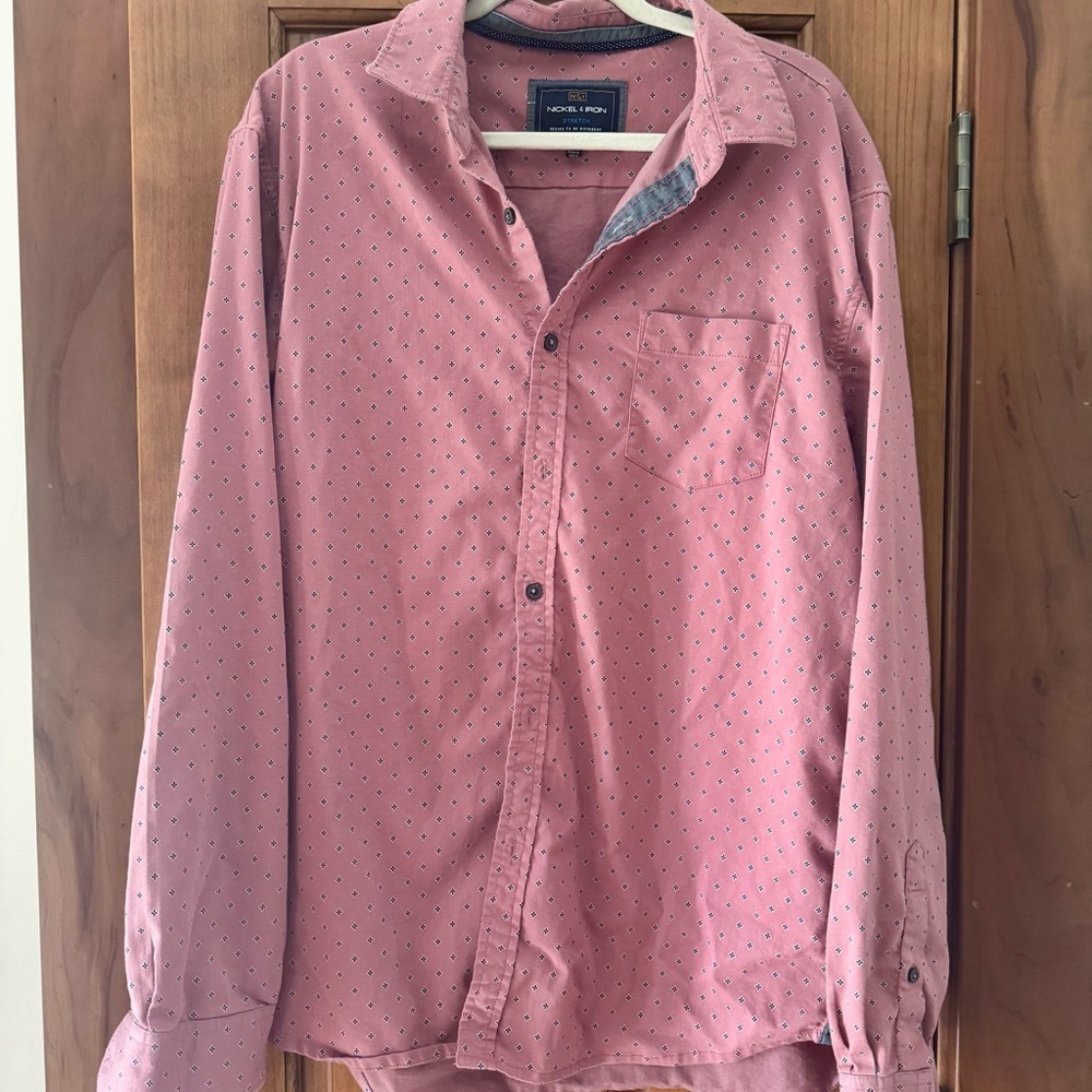 Nickel & Iron Button Up Shirt Men’s XL Pink Diamond Stretch Casual Top